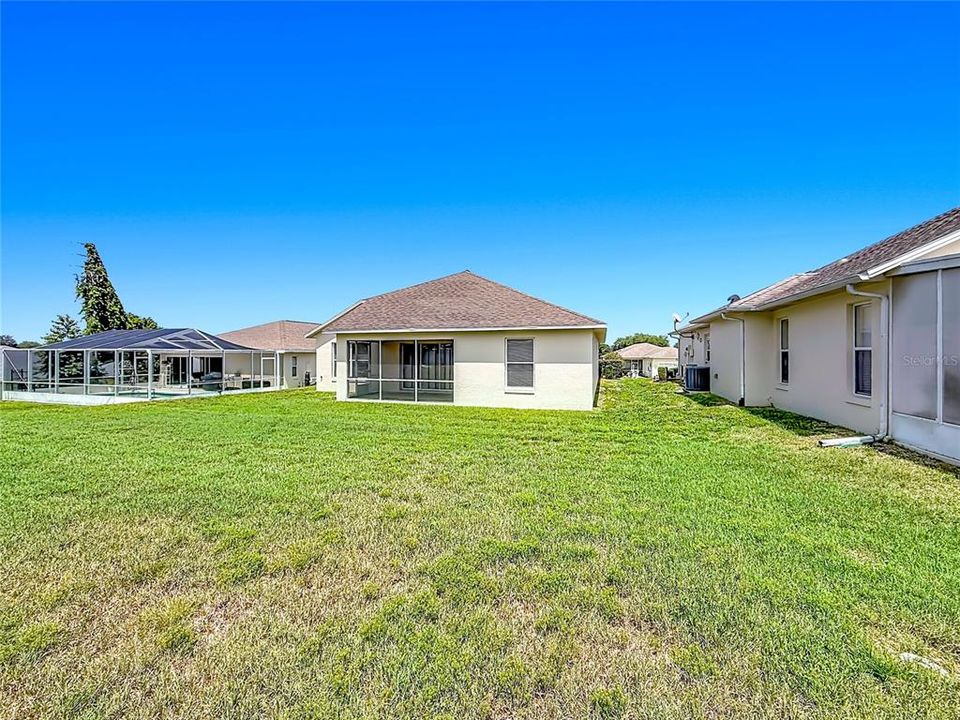For Sale: $229,500 (2 beds, 2 baths, 1572 Square Feet)