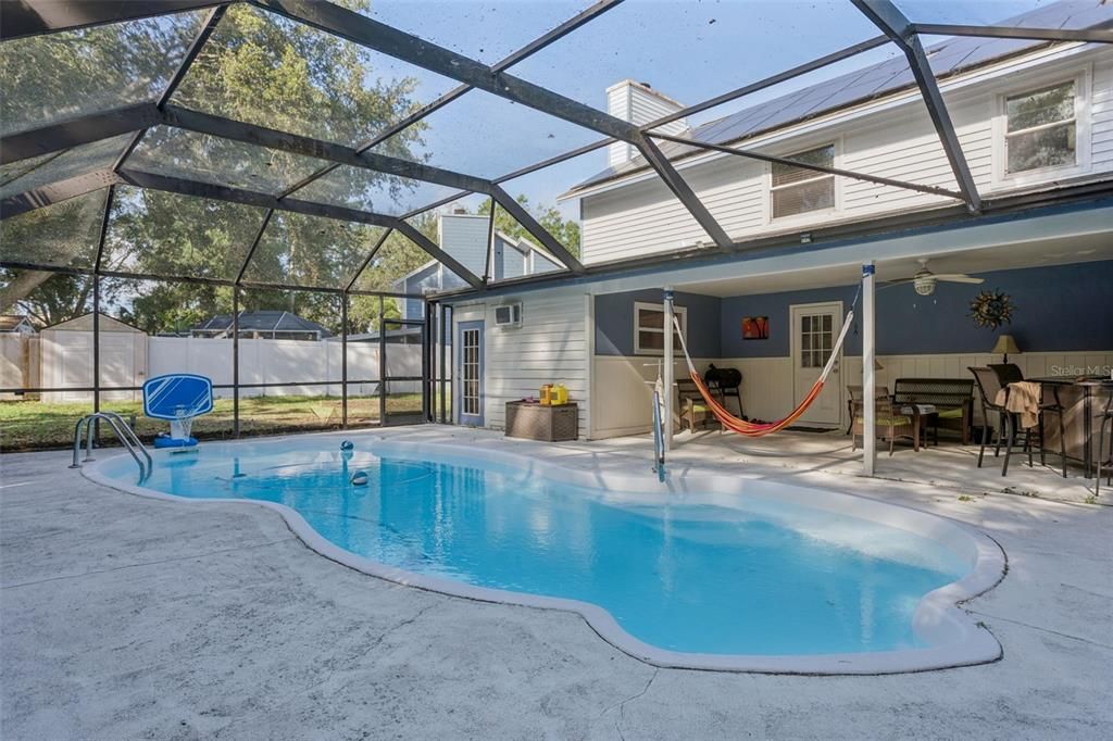 На продажу: $575,000 (4 спален, 2 ванн, 2347 Квадратных фут)