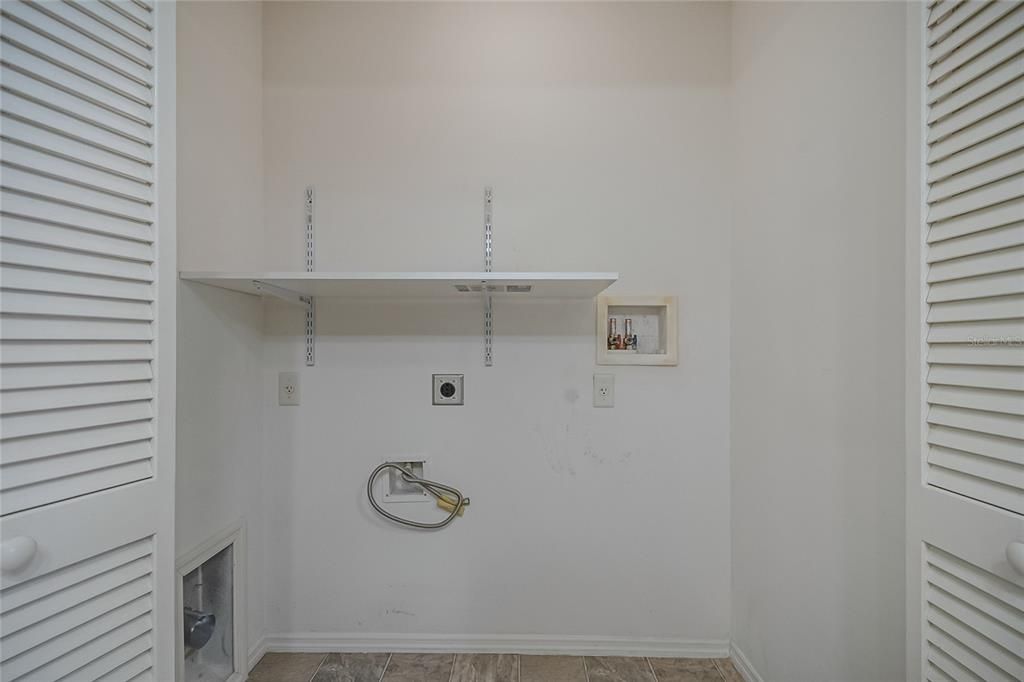 For Rent: $1,600 (2 beds, 2 baths, 1156 Square Feet)