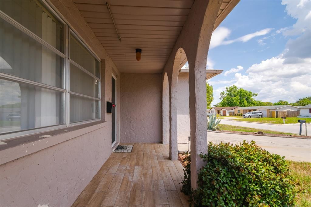 For Sale: $220,000 (3 beds, 2 baths, 1625 Square Feet)