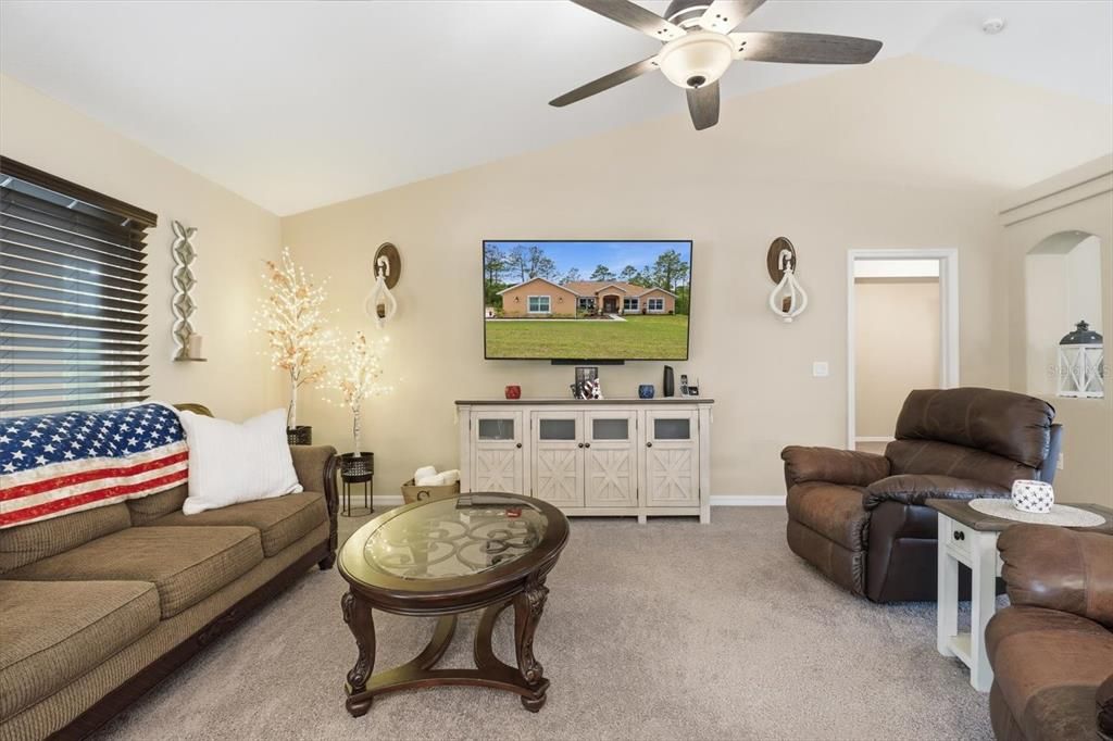 For Sale: $449,000 (3 beds, 2 baths, 1936 Square Feet)