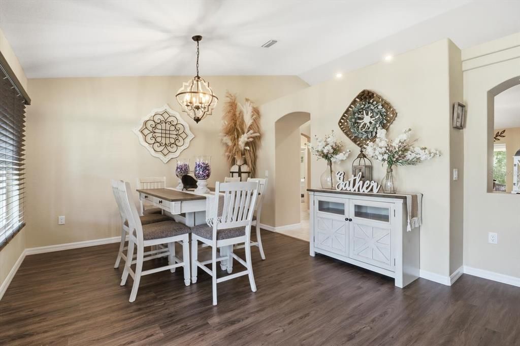 For Sale: $449,000 (3 beds, 2 baths, 1936 Square Feet)