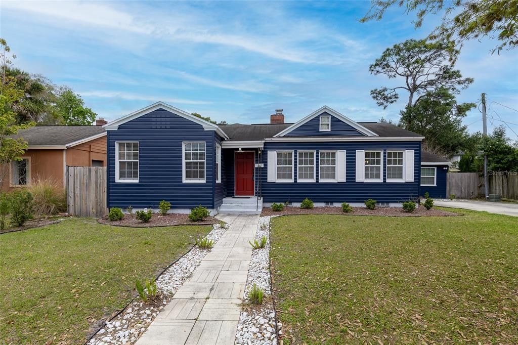 For Rent: $2,800 (3 beds, 2 baths, 1440 Square Feet)