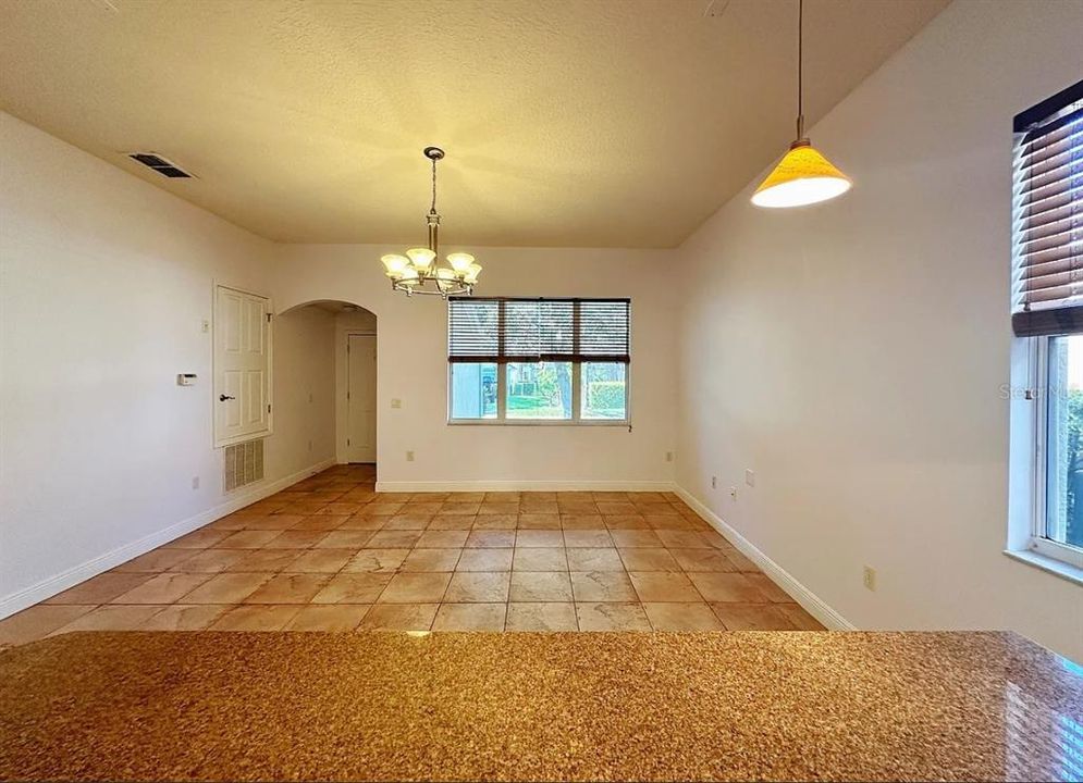 For Rent: $3,200 (4 beds, 3 baths, 2804 Square Feet)
