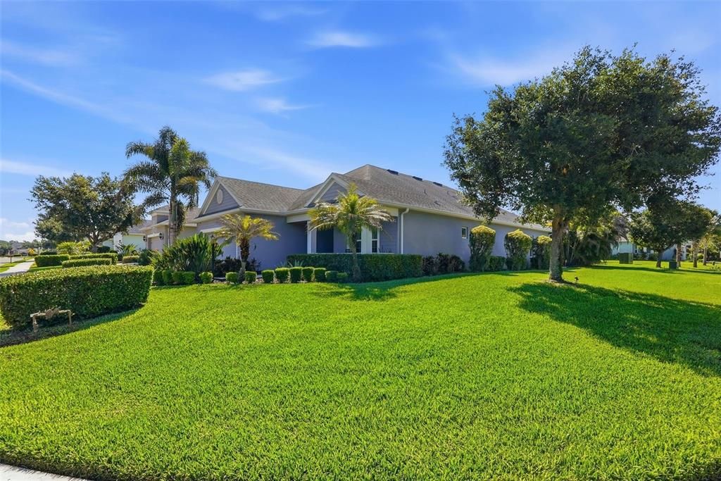 Activo con contrato: $579,000 (3 camas, 2 baños, 2222 Pies cuadrados)
