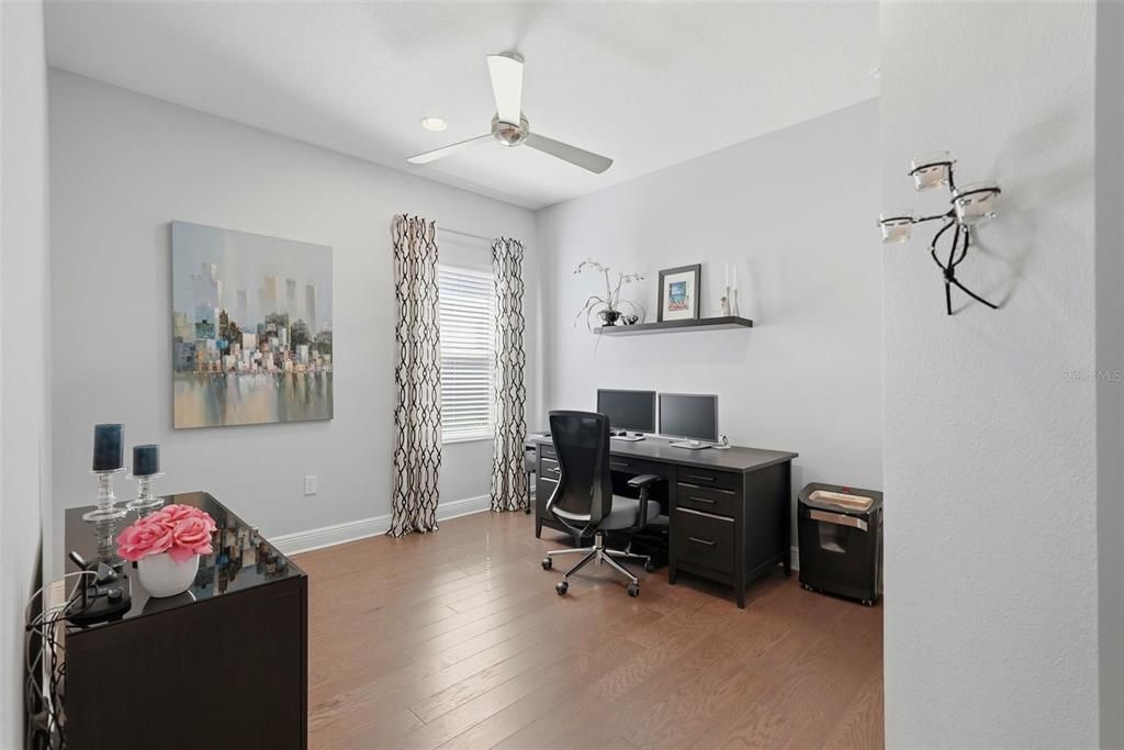 Activo con contrato: $579,000 (3 camas, 2 baños, 2222 Pies cuadrados)