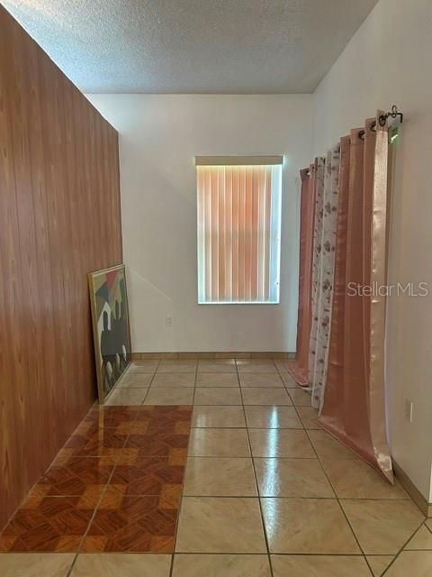 На продажу: $340,000 (4 спален, 3 ванн, 2308 Квадратных фут)