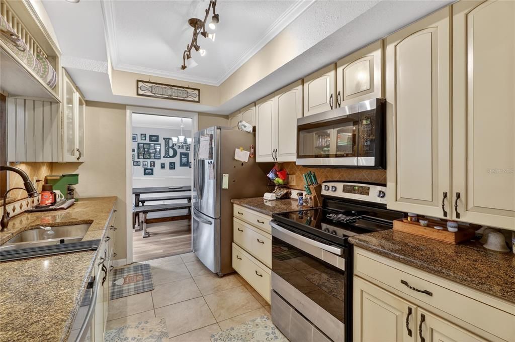 На продажу: $465,000 (4 спален, 3 ванн, 3050 Квадратных фут)
