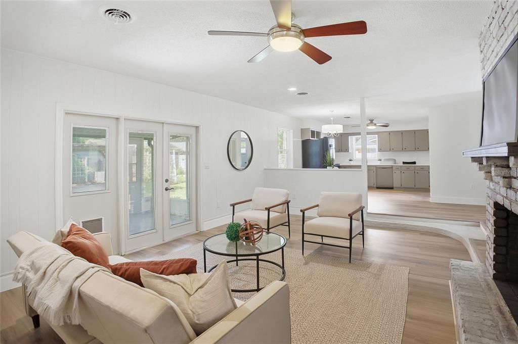 Active With Contract: $249,000 (3 beds, 2 baths, 1696 Square Feet)