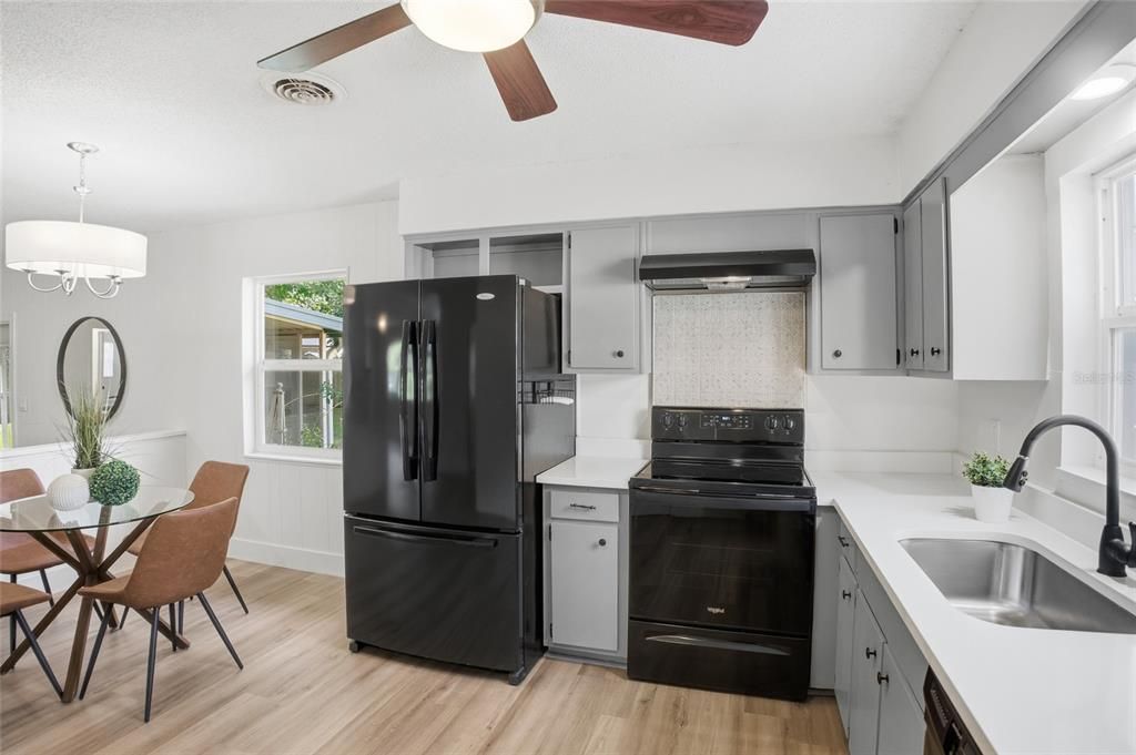 Active With Contract: $249,000 (3 beds, 2 baths, 1696 Square Feet)