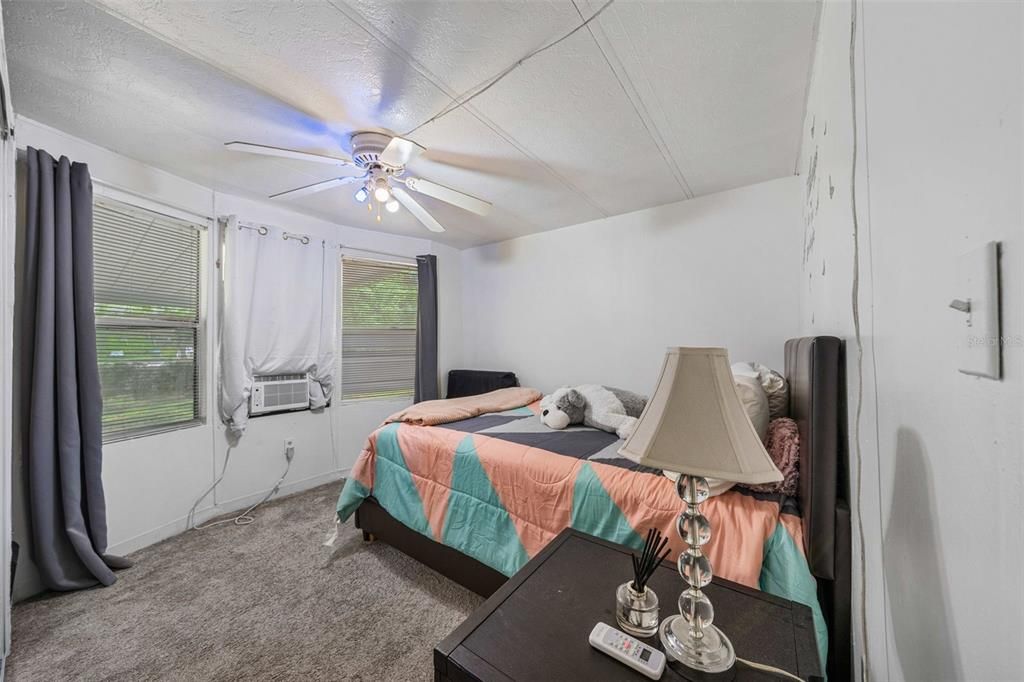 For Sale: $175,000 (3 beds, 2 baths, 1358 Square Feet)