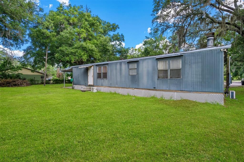 For Sale: $175,000 (3 beds, 2 baths, 1358 Square Feet)