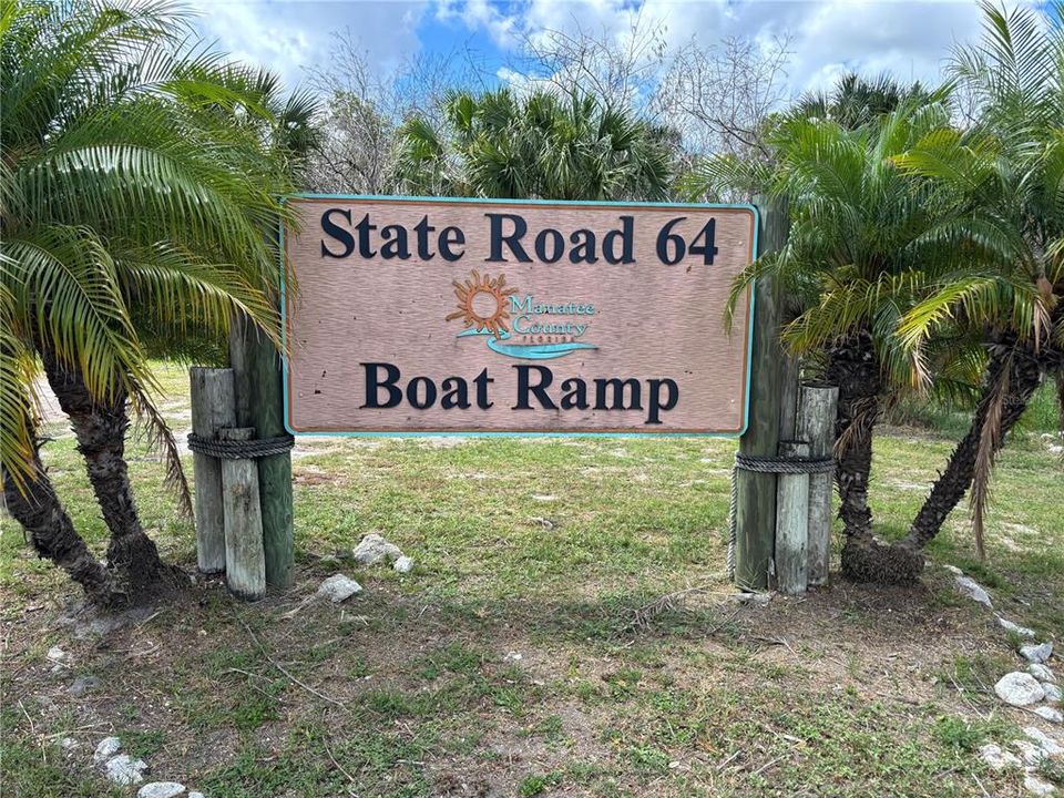 For Rent: $2,450 (3 beds, 1 baths, 1040 Square Feet)