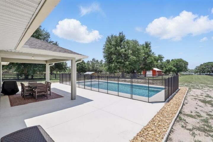 For Sale: $650,000 (4 beds, 2 baths, 1510 Square Feet)