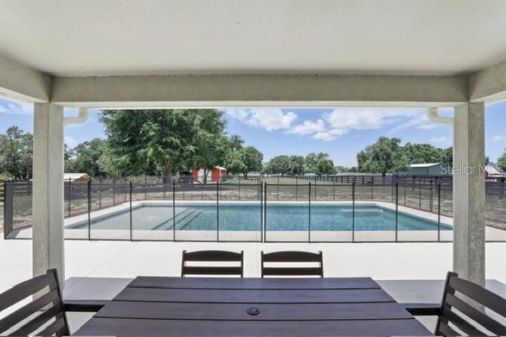 For Sale: $650,000 (4 beds, 2 baths, 1510 Square Feet)