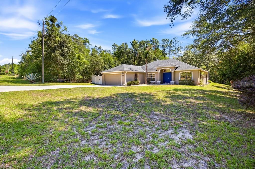 En Venta: $349,999 (3 camas, 2 baños, 1924 Pies cuadrados)