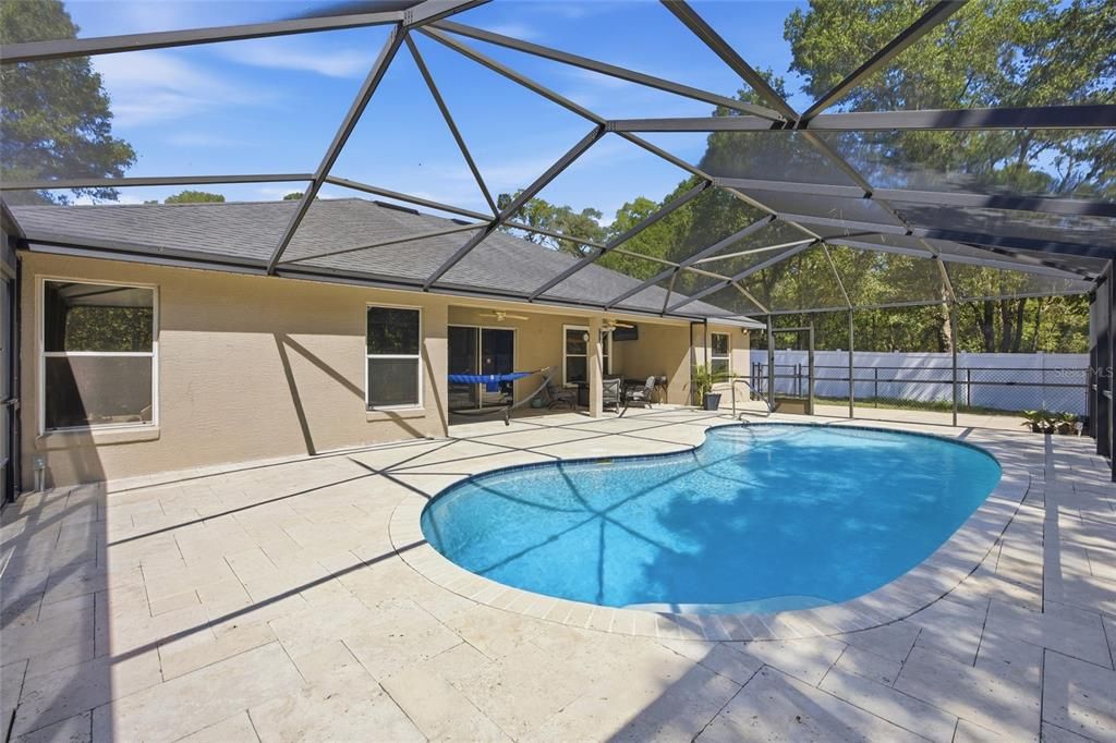 En Venta: $349,999 (3 camas, 2 baños, 1924 Pies cuadrados)
