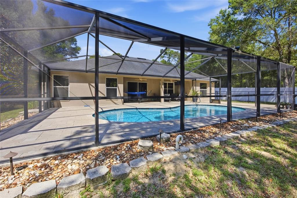 En Venta: $349,999 (3 camas, 2 baños, 1924 Pies cuadrados)