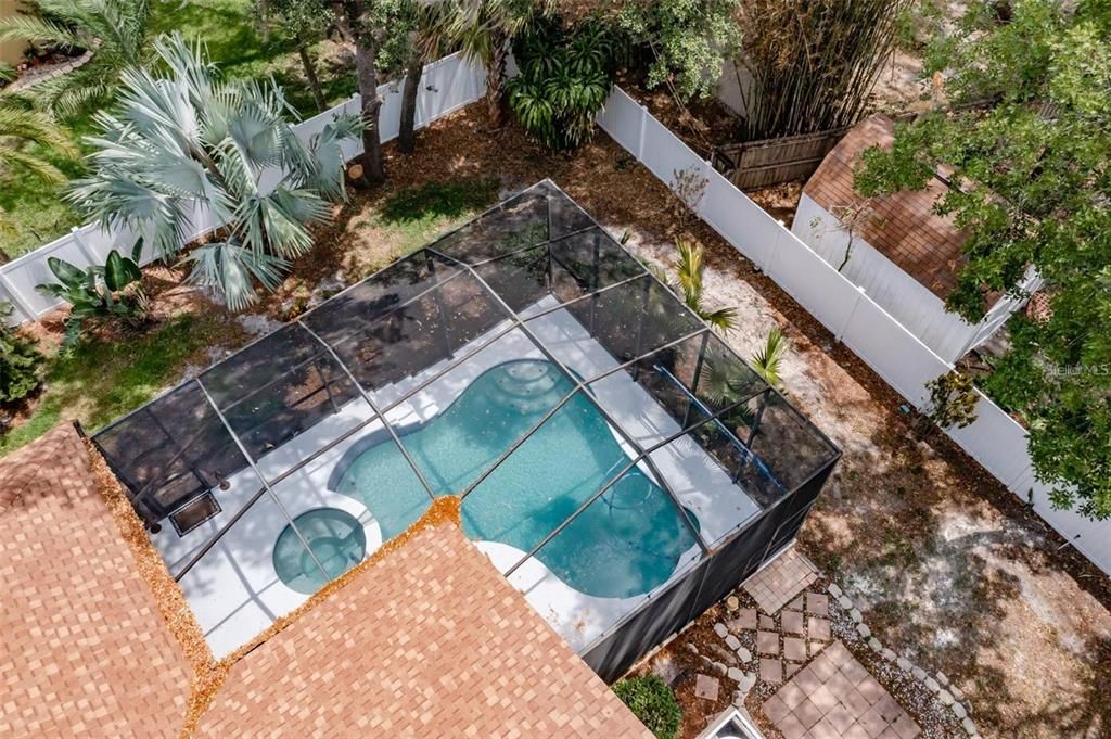 En Venta: $649,900 (4 camas, 3 baños, 2640 Pies cuadrados)