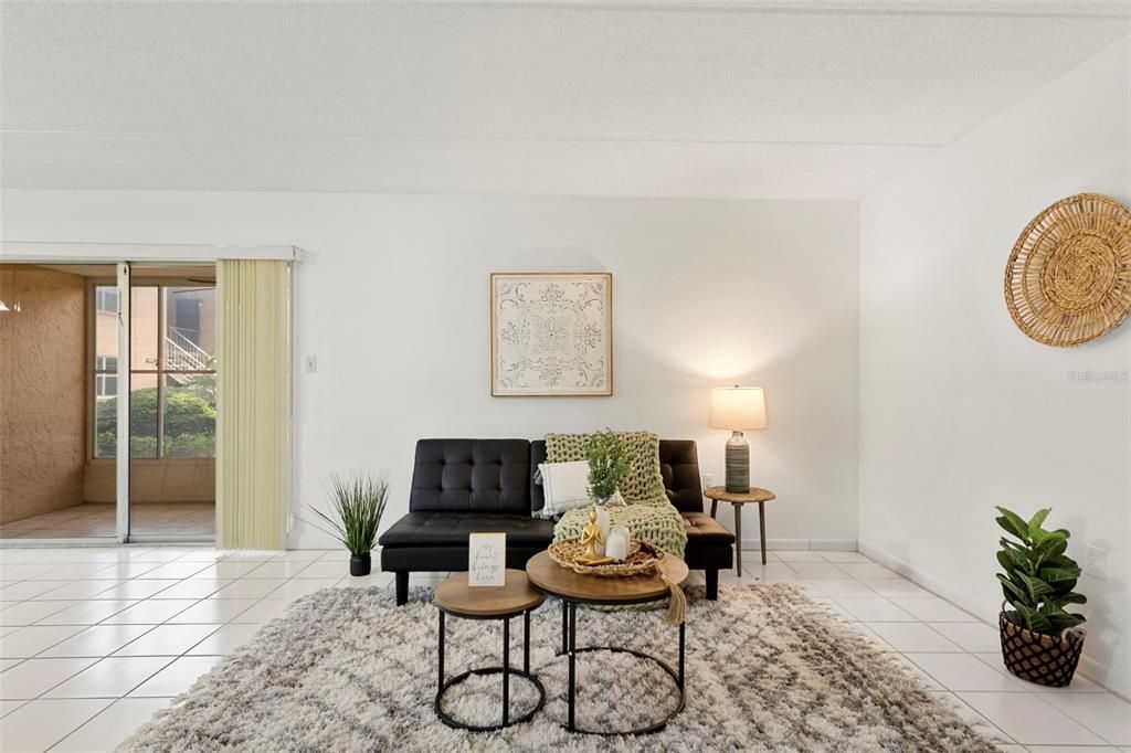 For Sale: $195,000 (3 beds, 2 baths, 1176 Square Feet)