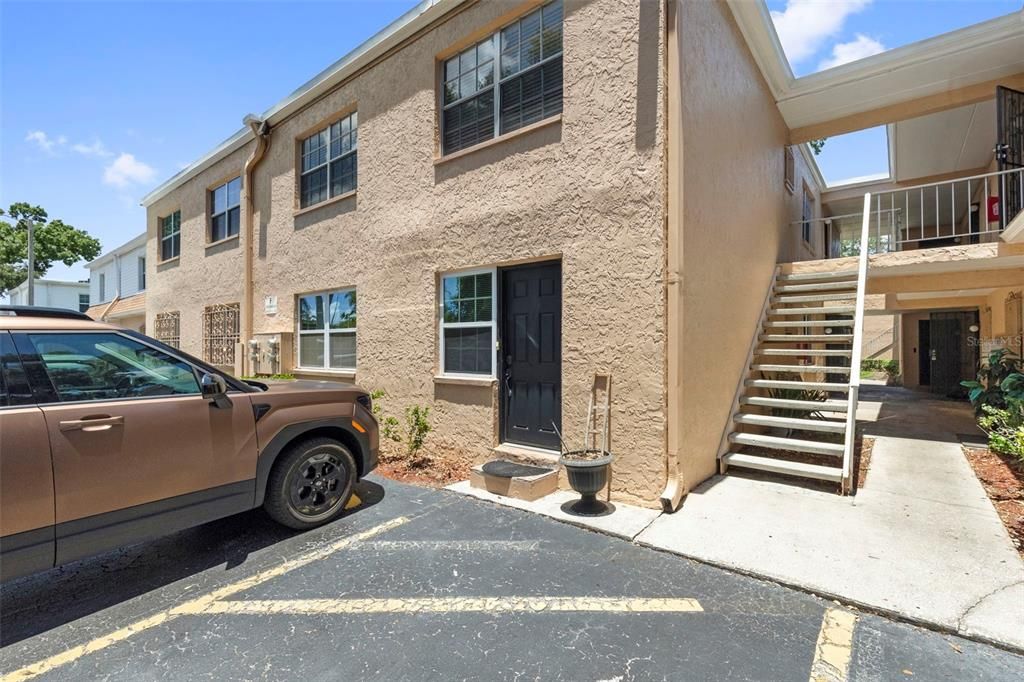 For Sale: $195,000 (3 beds, 2 baths, 1176 Square Feet)