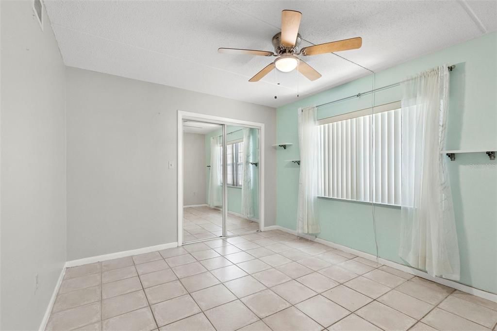 For Sale: $195,000 (3 beds, 2 baths, 1176 Square Feet)