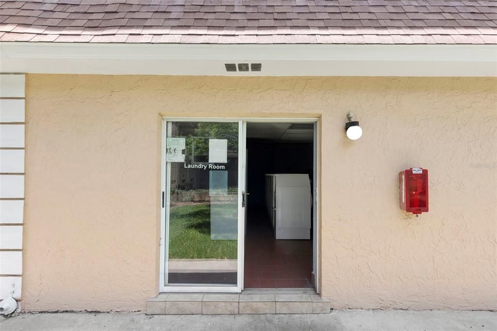 For Sale: $195,000 (3 beds, 2 baths, 1176 Square Feet)
