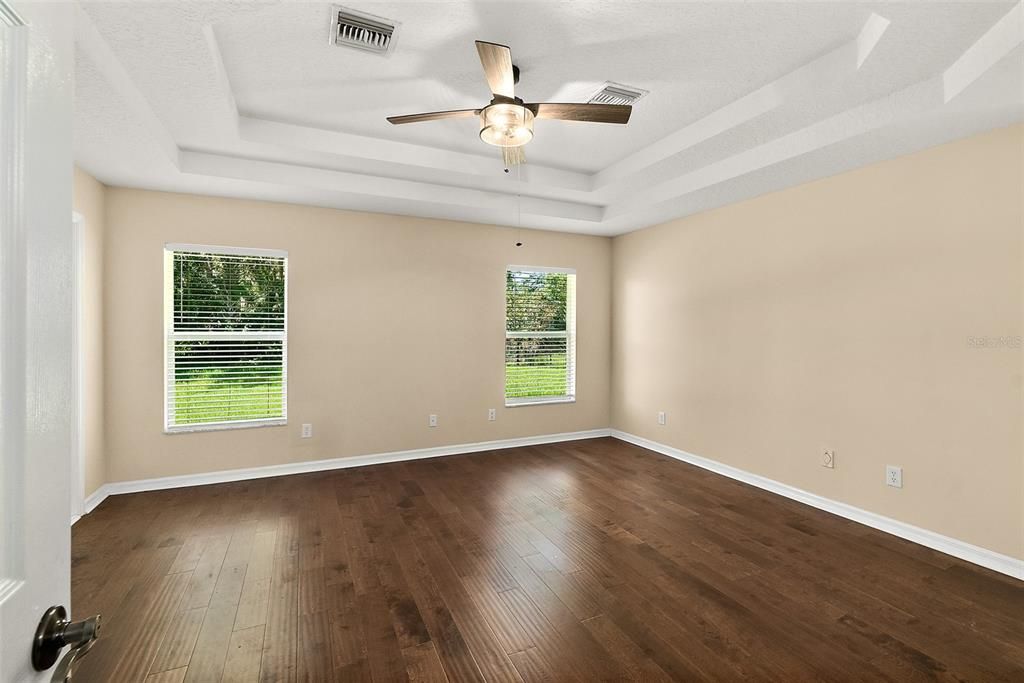 For Sale: $375,000 (3 beds, 2 baths, 2046 Square Feet)