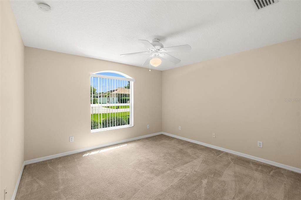 For Sale: $375,000 (3 beds, 2 baths, 2046 Square Feet)
