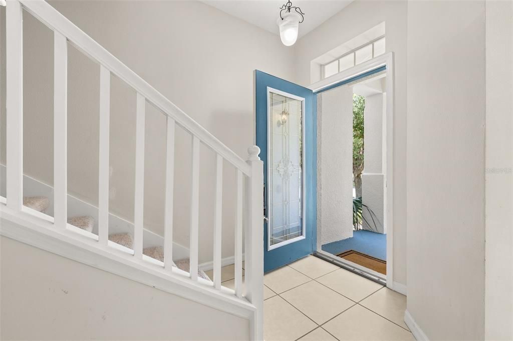 For Rent: $1,950 (3 beds, 2 baths, 1708 Square Feet)
