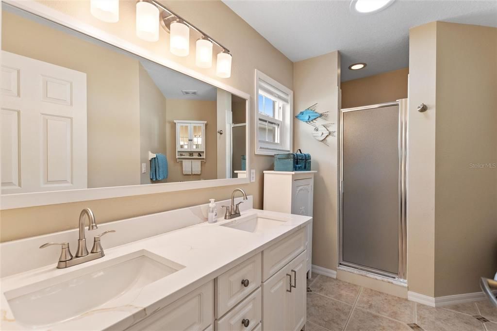 For Sale: $335,000 (2 beds, 2 baths, 1799 Square Feet)