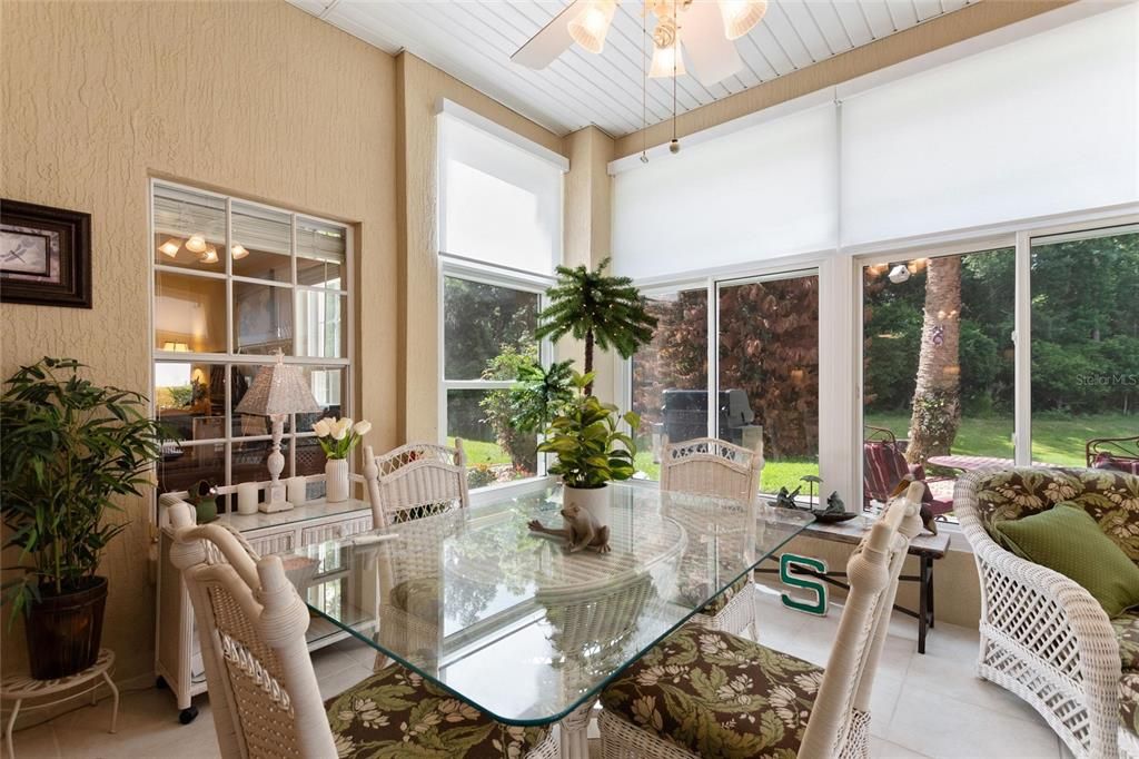 For Sale: $335,000 (2 beds, 2 baths, 1799 Square Feet)