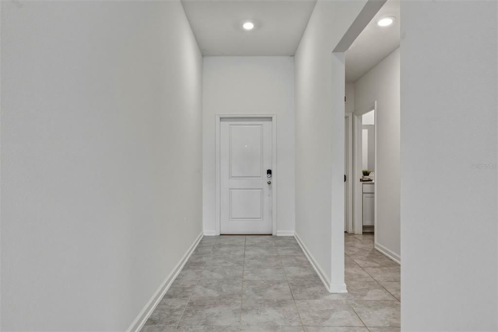En Venta: $389,000 (4 camas, 2 baños, 1922 Pies cuadrados)