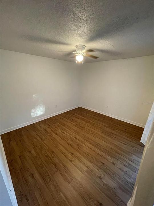 For Sale: $275,000 (2 beds, 2 baths, 1024 Square Feet)