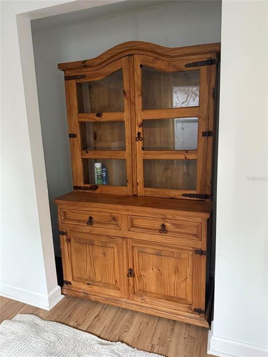 For Sale: $275,000 (2 beds, 2 baths, 1024 Square Feet)
