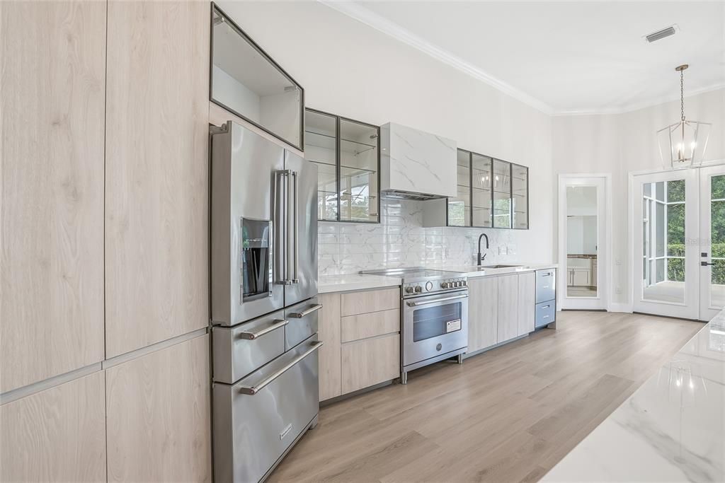 For Sale: $1,299,000 (3 beds, 3 baths, 3624 Square Feet)