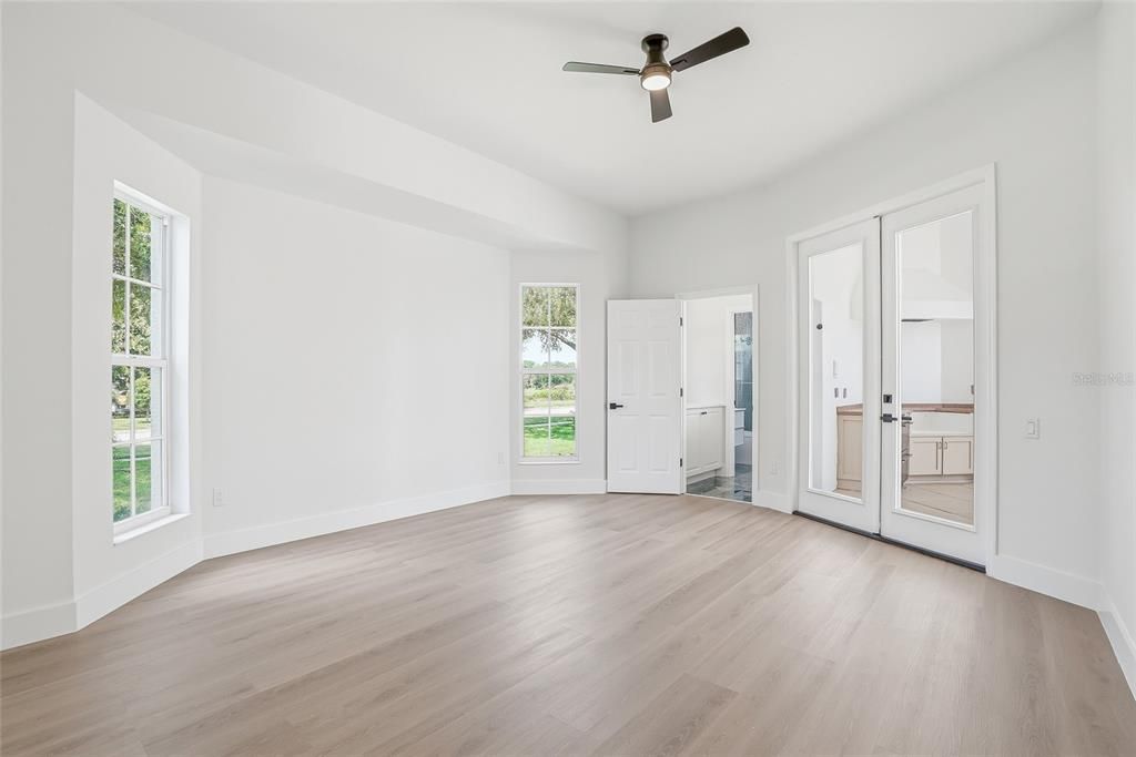 For Sale: $1,299,000 (3 beds, 3 baths, 3624 Square Feet)
