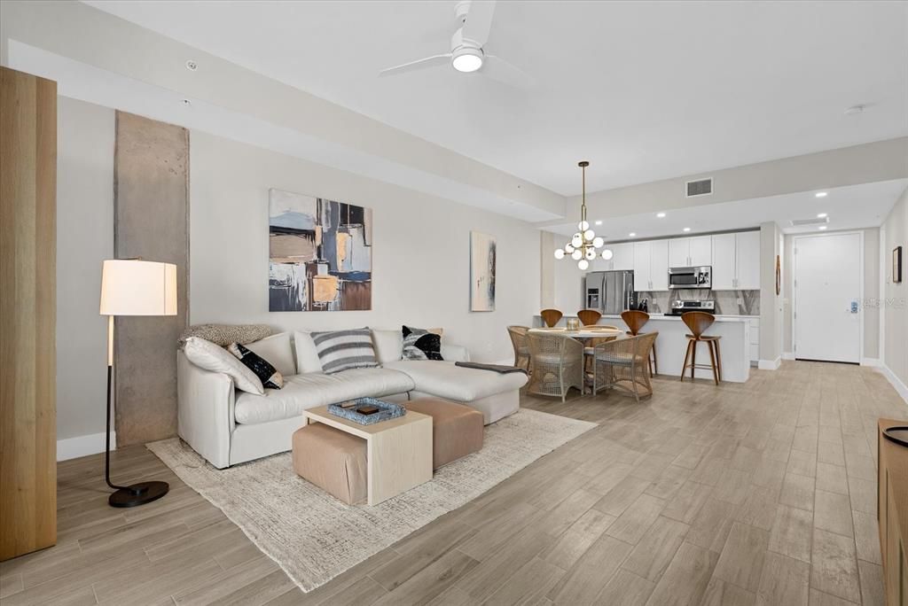 En Venta: $1,050,000 (2 camas, 2 baños, 1117 Pies cuadrados)