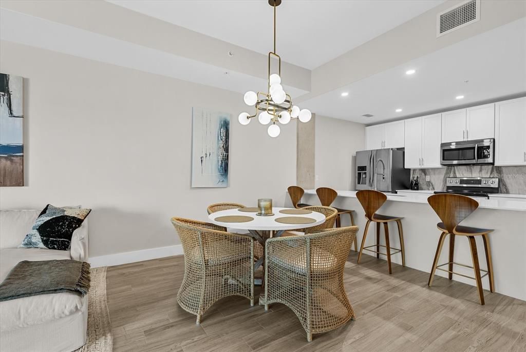 En Venta: $1,050,000 (2 camas, 2 baños, 1117 Pies cuadrados)