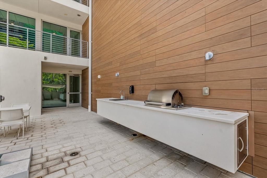 En Venta: $1,050,000 (2 camas, 2 baños, 1117 Pies cuadrados)