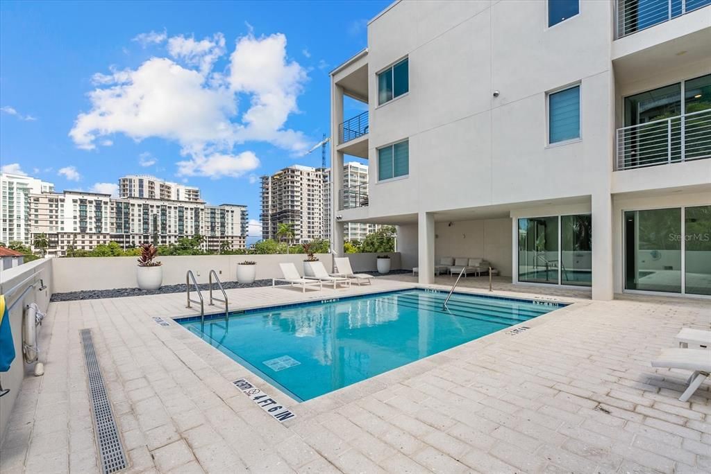 En Venta: $1,050,000 (2 camas, 2 baños, 1117 Pies cuadrados)