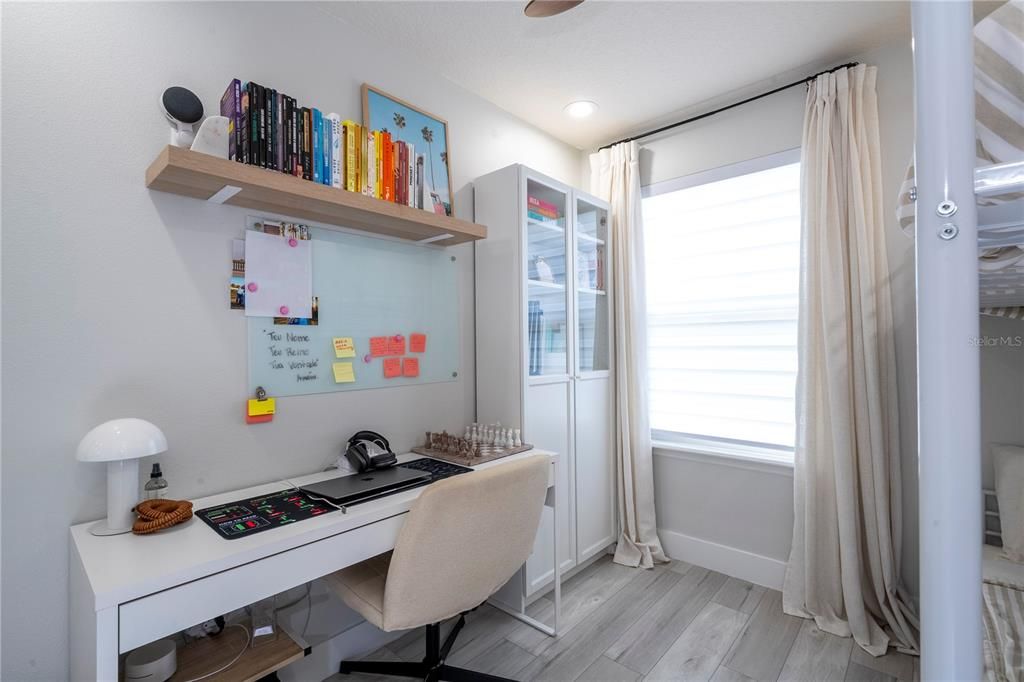 For Sale: $475,000 (3 beds, 2 baths, 1600 Square Feet)