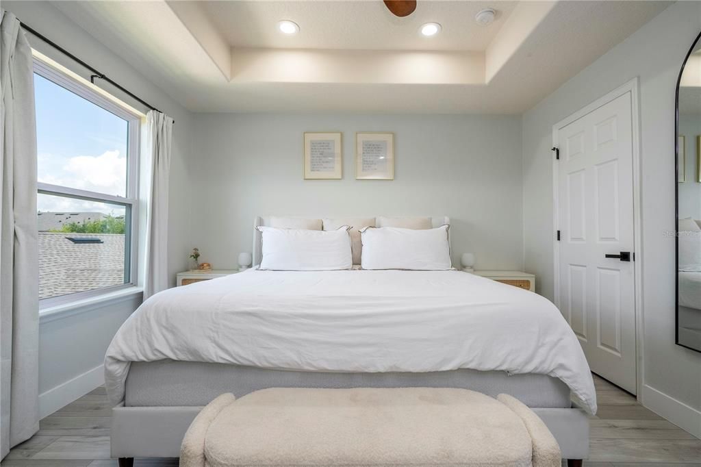 For Sale: $475,000 (3 beds, 2 baths, 1600 Square Feet)