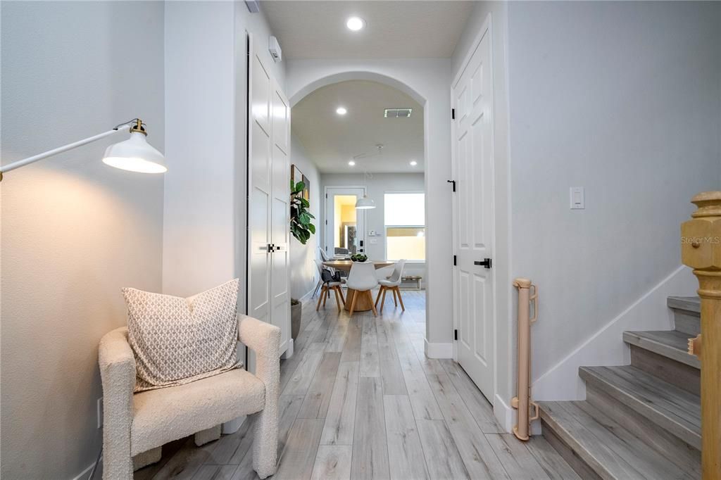 For Sale: $475,000 (3 beds, 2 baths, 1600 Square Feet)