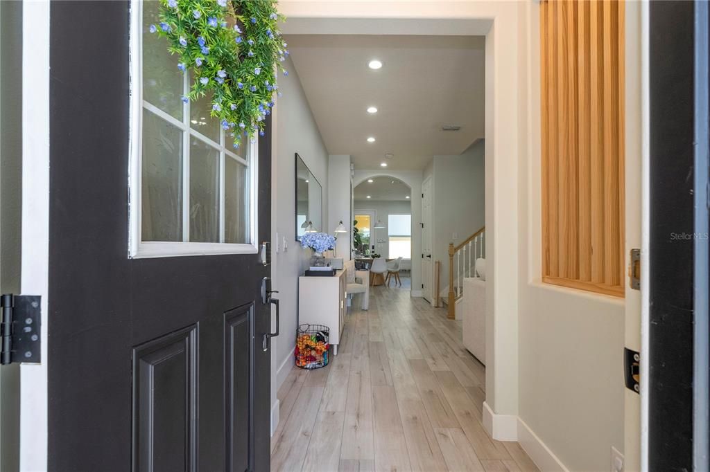 For Sale: $475,000 (3 beds, 2 baths, 1600 Square Feet)