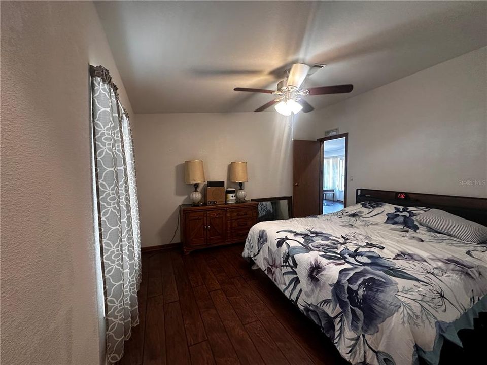 For Sale: $295,000 (3 beds, 2 baths, 1772 Square Feet)