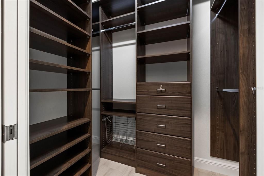 В аренду: $6,500 (3 спален, 3 ванн, 3081 Квадратных фут)