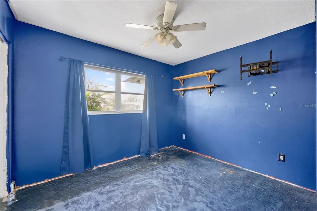 Activo con contrato: $209,900 (3 camas, 1 baños, 1032 Pies cuadrados)