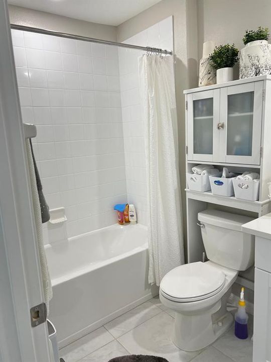 На продажу: $310,000 (3 спален, 2 ванн, 1451 Квадратных фут)