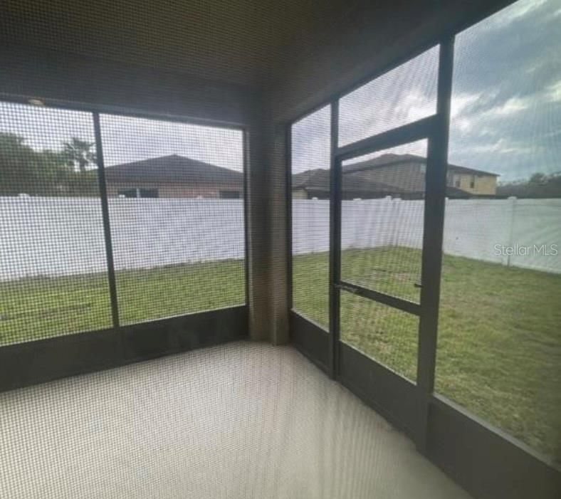 For Rent: $2,600 (3 beds, 2 baths, 1554 Square Feet)